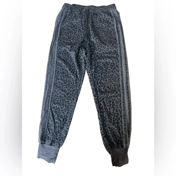 Chaser Animal Print Jogger Pants - Picture 3 of 5